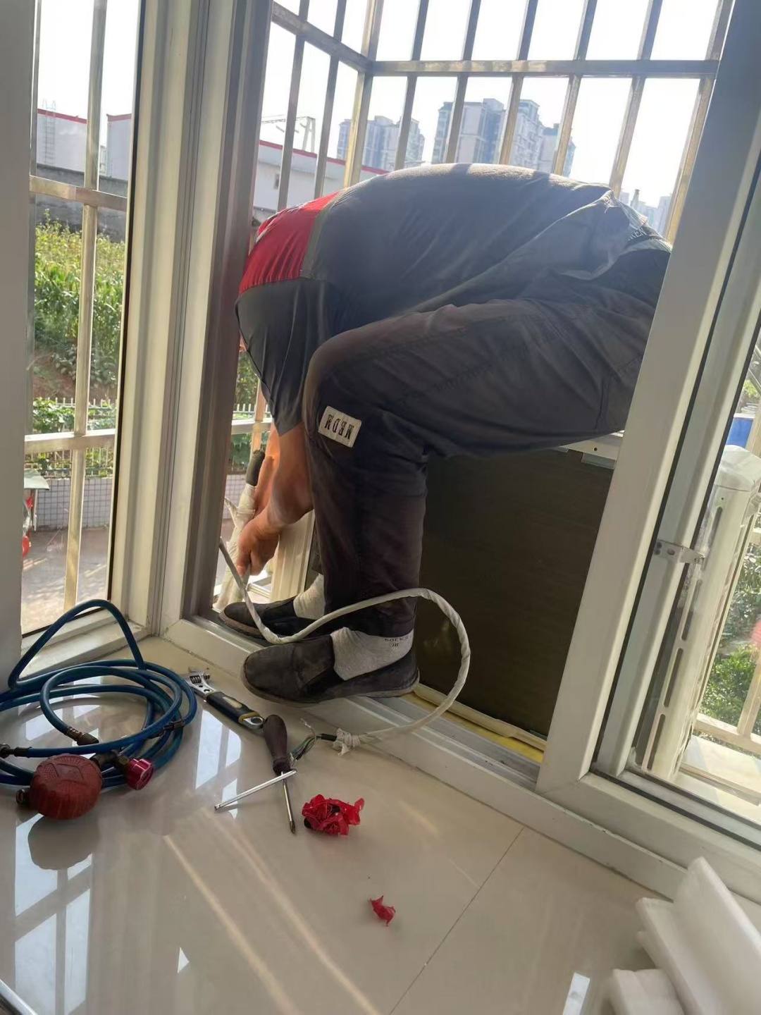 鹤岗空调移机公司